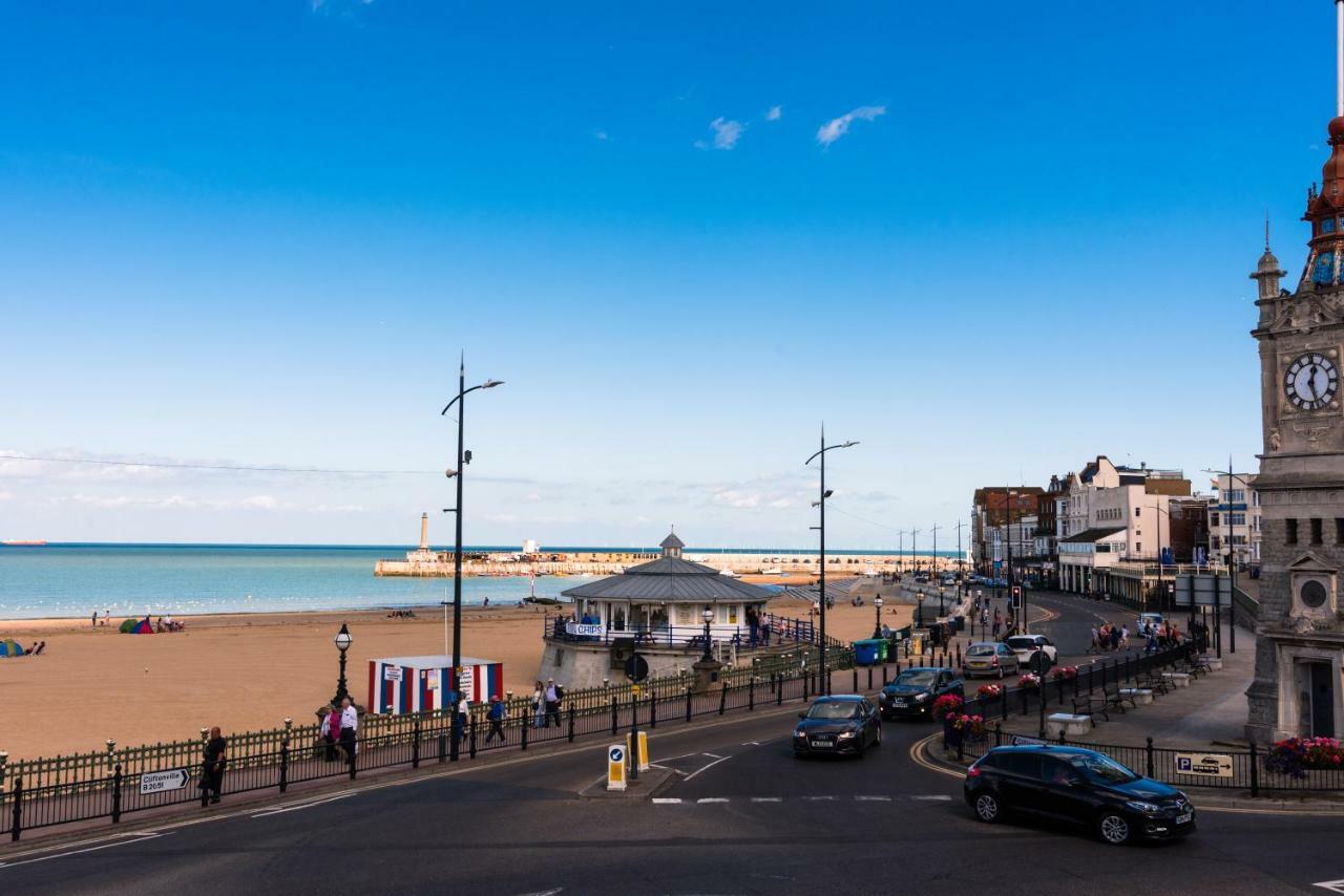 The Turner Apartment - Margate Beach - By Goldex Coastal Breaks ภายนอก รูปภาพ